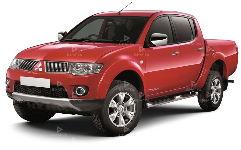 Замена амортизаторов Mitsubishi L200 Замена амортизаторов Mitsubishi L200
