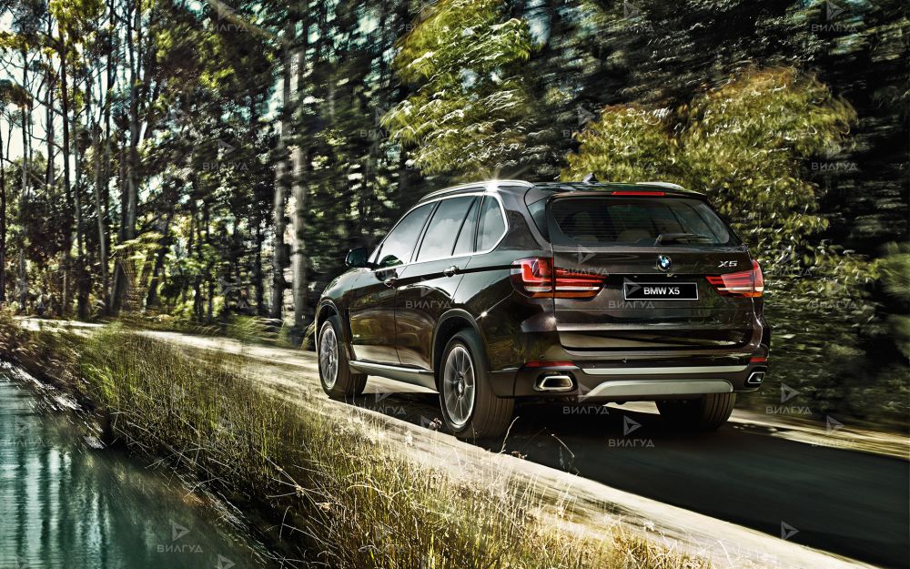 Замена втулок стабилизатора BMW X5 Замена втулок стабилизатора BMW X5